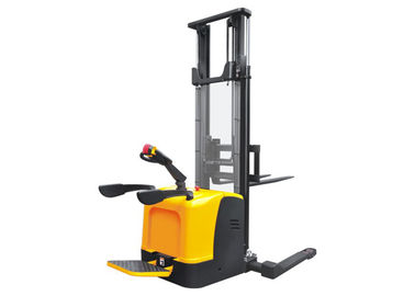 품질  Rider Straddle Electric Pallet Stacker 2.5 - 5.6 Meters Lifting Height Multi Function 공장